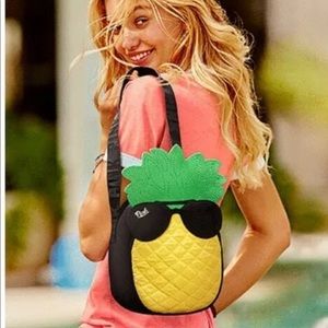 Victoria’s Secret PINK cooler / lunch beach bag yellow green pineapple bag